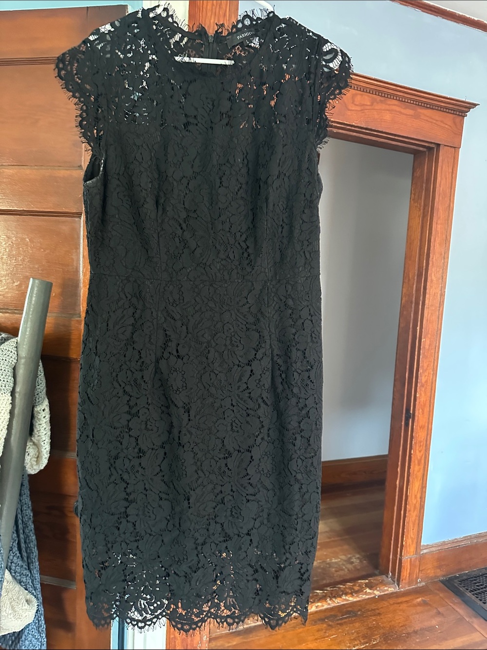 Black Lace Cap-Sleeve Midi Dress
